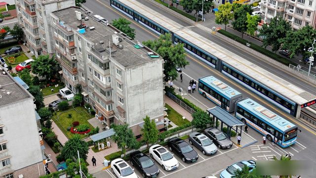 通州小区地铁公交出行便利_通州小区地铁站周边配套_北京通州bobo二手房